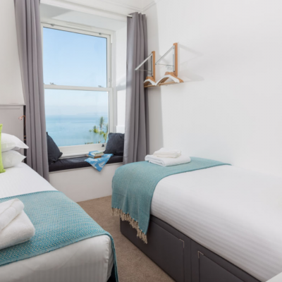 Twin room with Sea and Harbour view