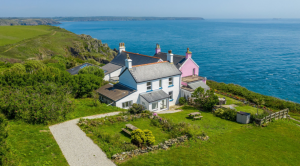 Lizard Point Coastal Cottage