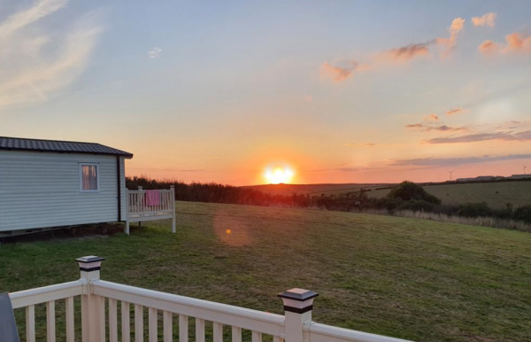 Cottage with Sea Views